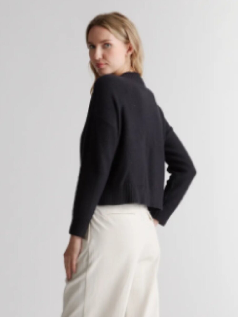 Quince 100% Organic Cotton Cropped Cardigan Black - Medium on hold @mcbarney30 - Picture 2 of 6
